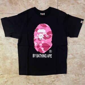 A Bathing Ape T-shirt🦍